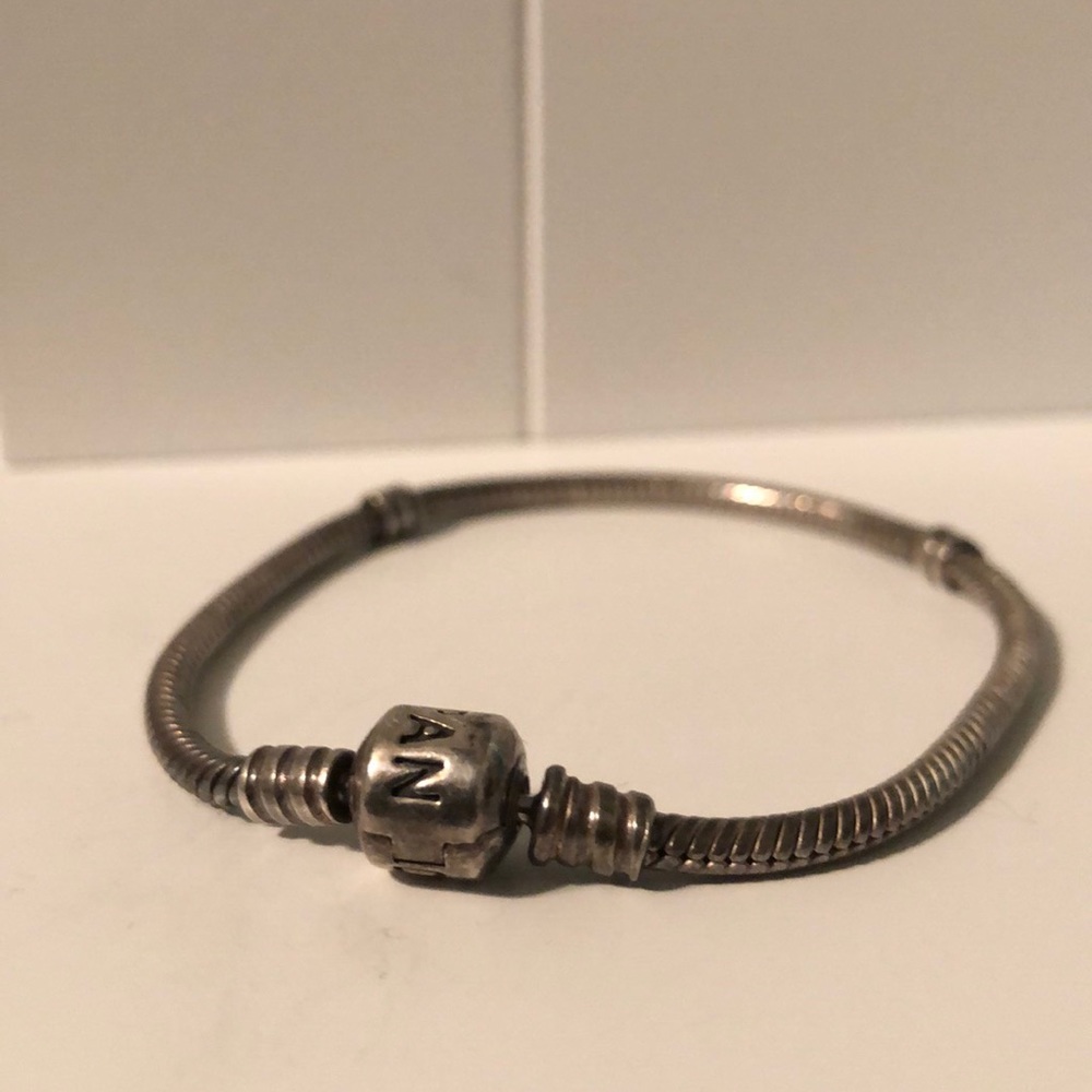 Pandora Sterling Silver Charm Bracelet! - Picture 2 of 7